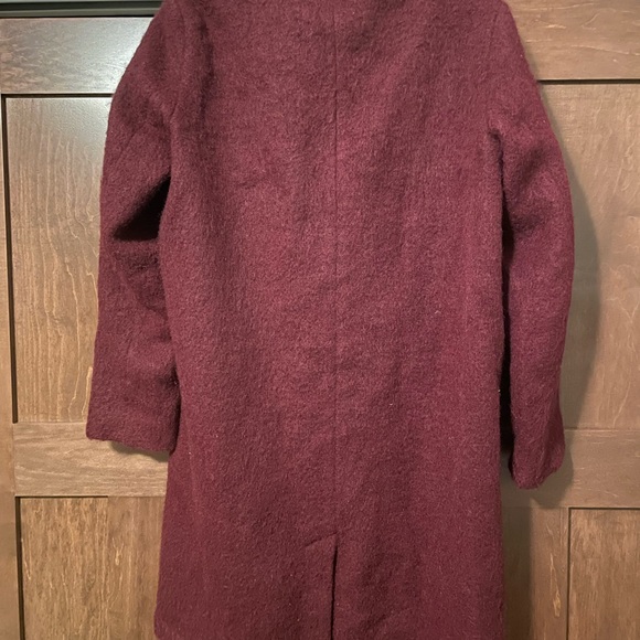 BB Dakota Coat - Picture 2 of 5